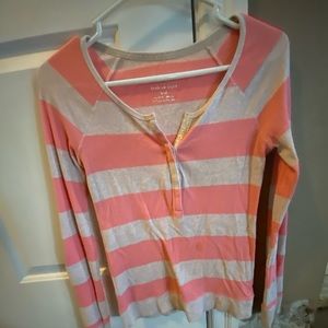 American Eagle size M thermal long sleeve